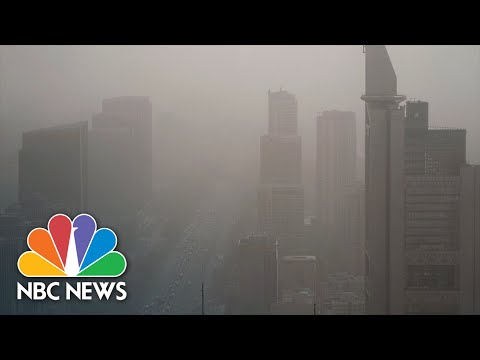 Explore: Sandstorms power Beijing to field air pollution health warning